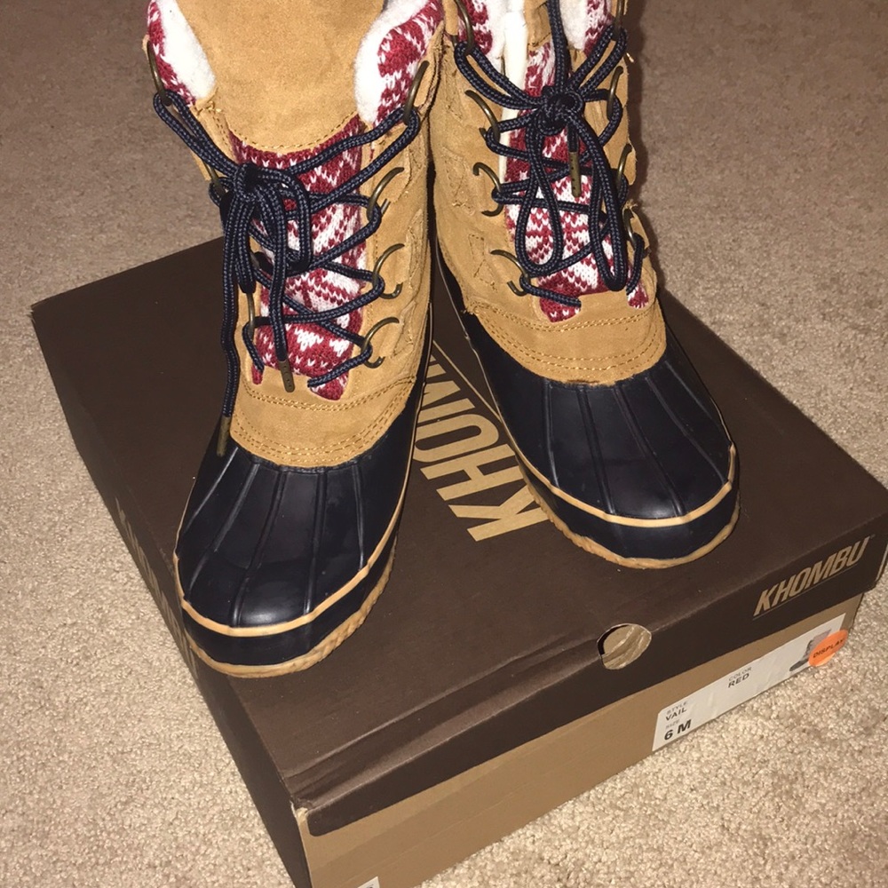 Duck boots